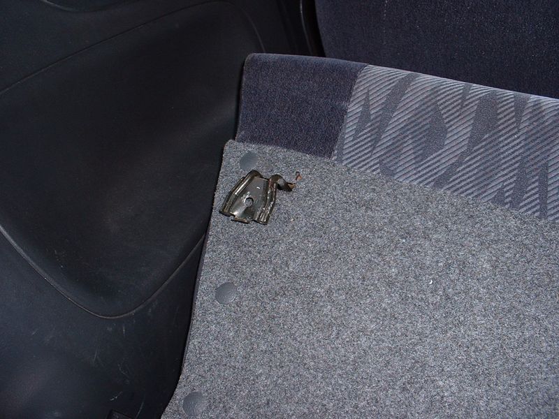 s13bracletinrearseat.jpg